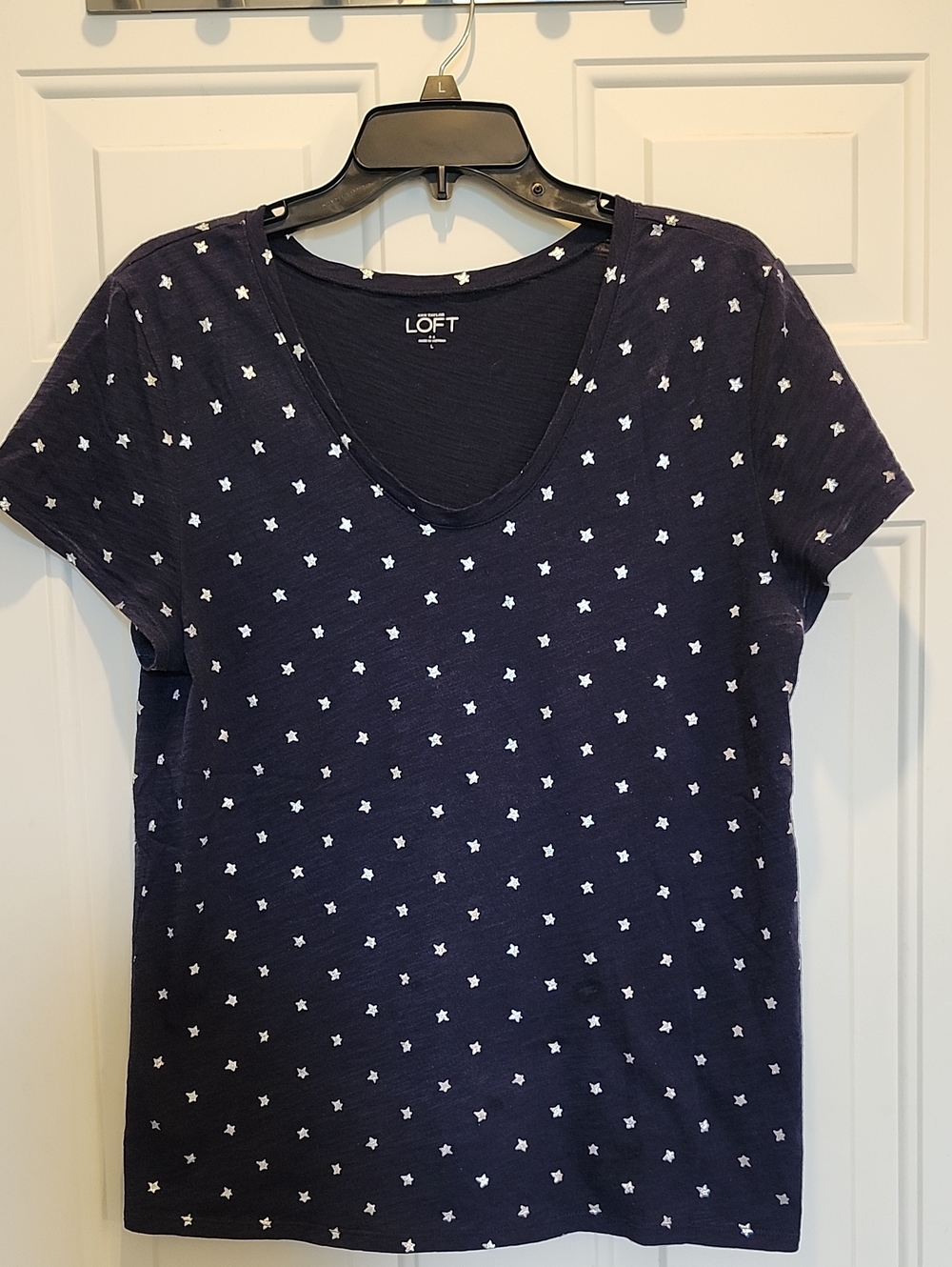 LOFT Navy V-Neck Comfy Breathable  Cotton Tee with Silver  Star Print New wo Tag